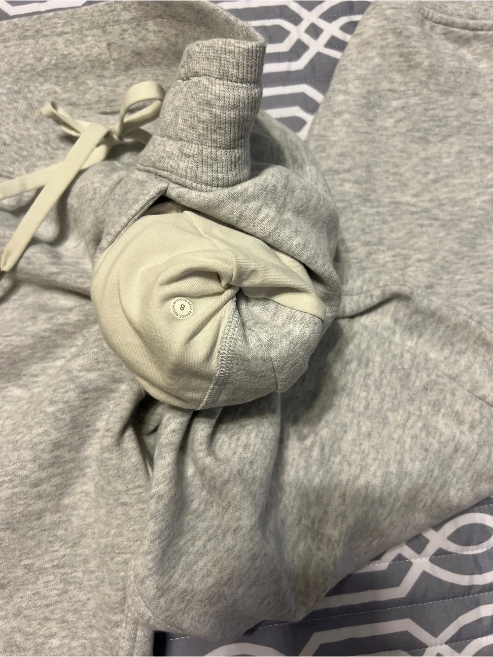 Lululemon Scuba Joggers 28 inch inseam